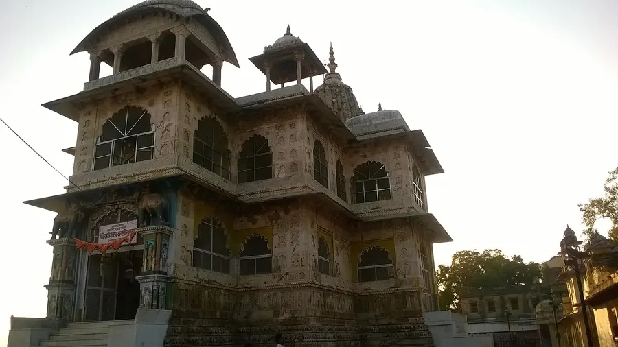 Keshavrai temple, Keshoraipatan