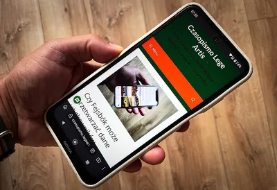 Nokia X10