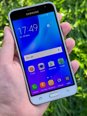 Samsung Galaxy J3 2016 phone