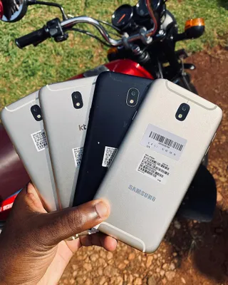 Samsung Galaxy J7 2017 phone