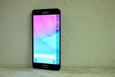 Samsung Galaxy Note Edge phone