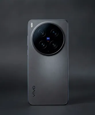 Vivo X300 Ultra phone
